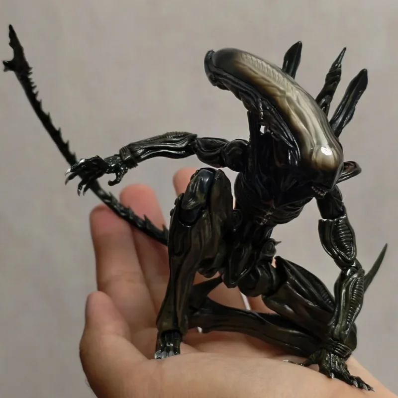 

Original Alien 18cm 1/12 Action Figure And Alien Accessory Package Pvc Decoration Collectible Model Friends Gifts
