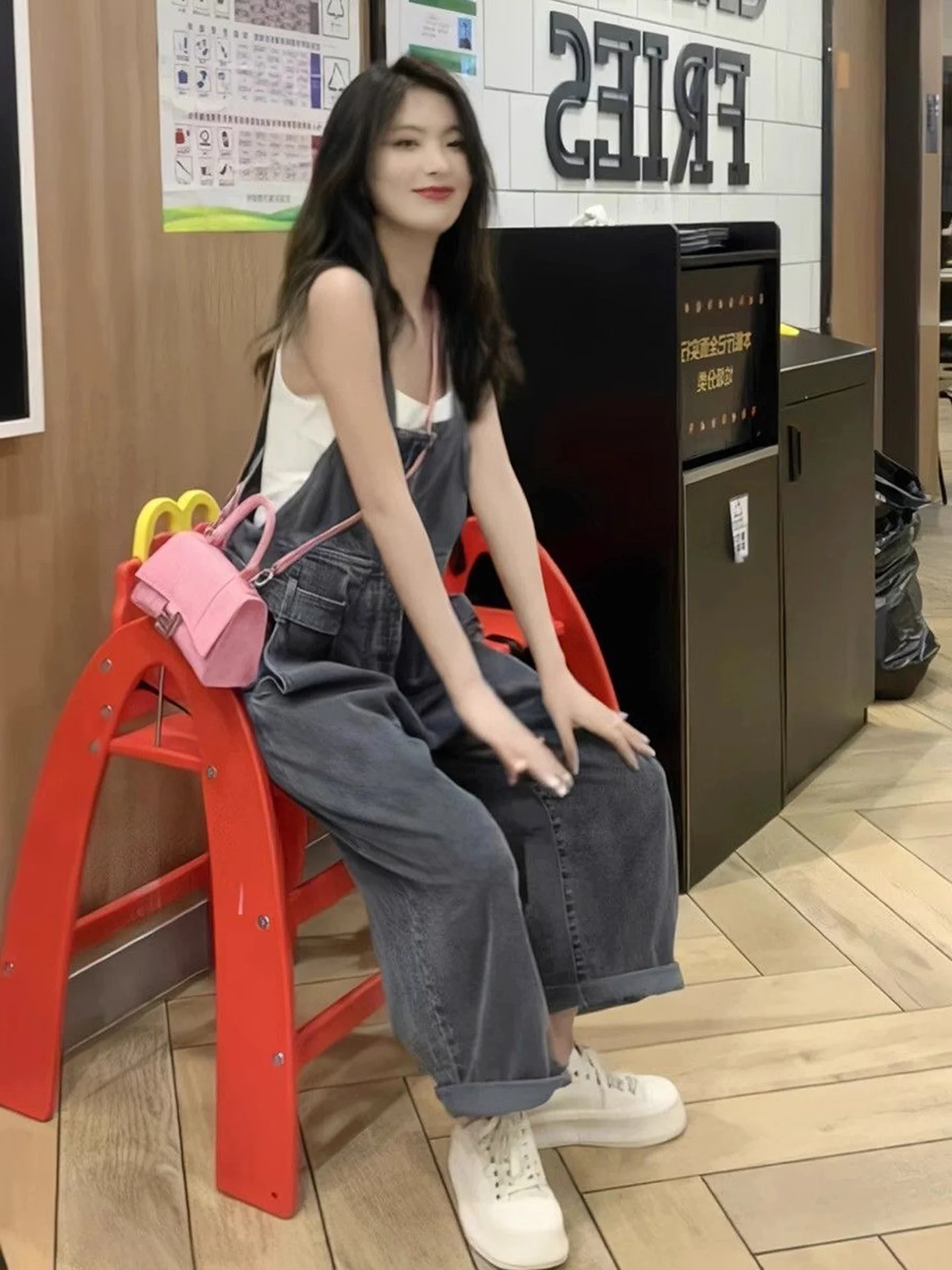 Women's Denim Overalls Loose Wide Leg Workwear Style High Waist Buckle Fastening Blue Jeans Autumn New Fashion Korean Loose Fit