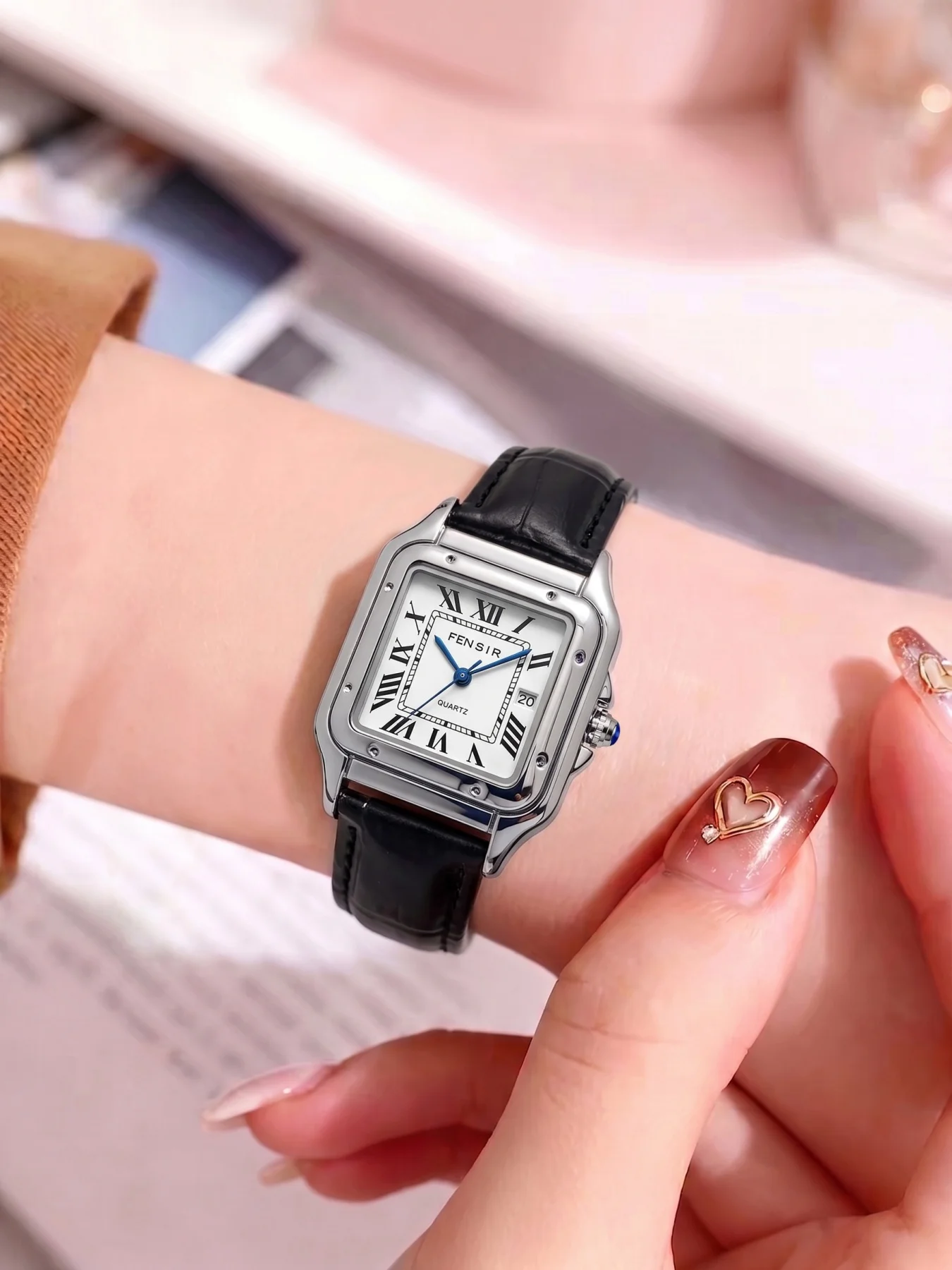 Trendy Square Women's Quartz Watch, Roman Dial Calendar Waterproof Leather Strap Women's Watch, Niche Luxury Commuter Daily Wear Watch, Gift for Girlfriend or Best Friend, Versatile and Elegant Waterproof Women's Fashion Watch