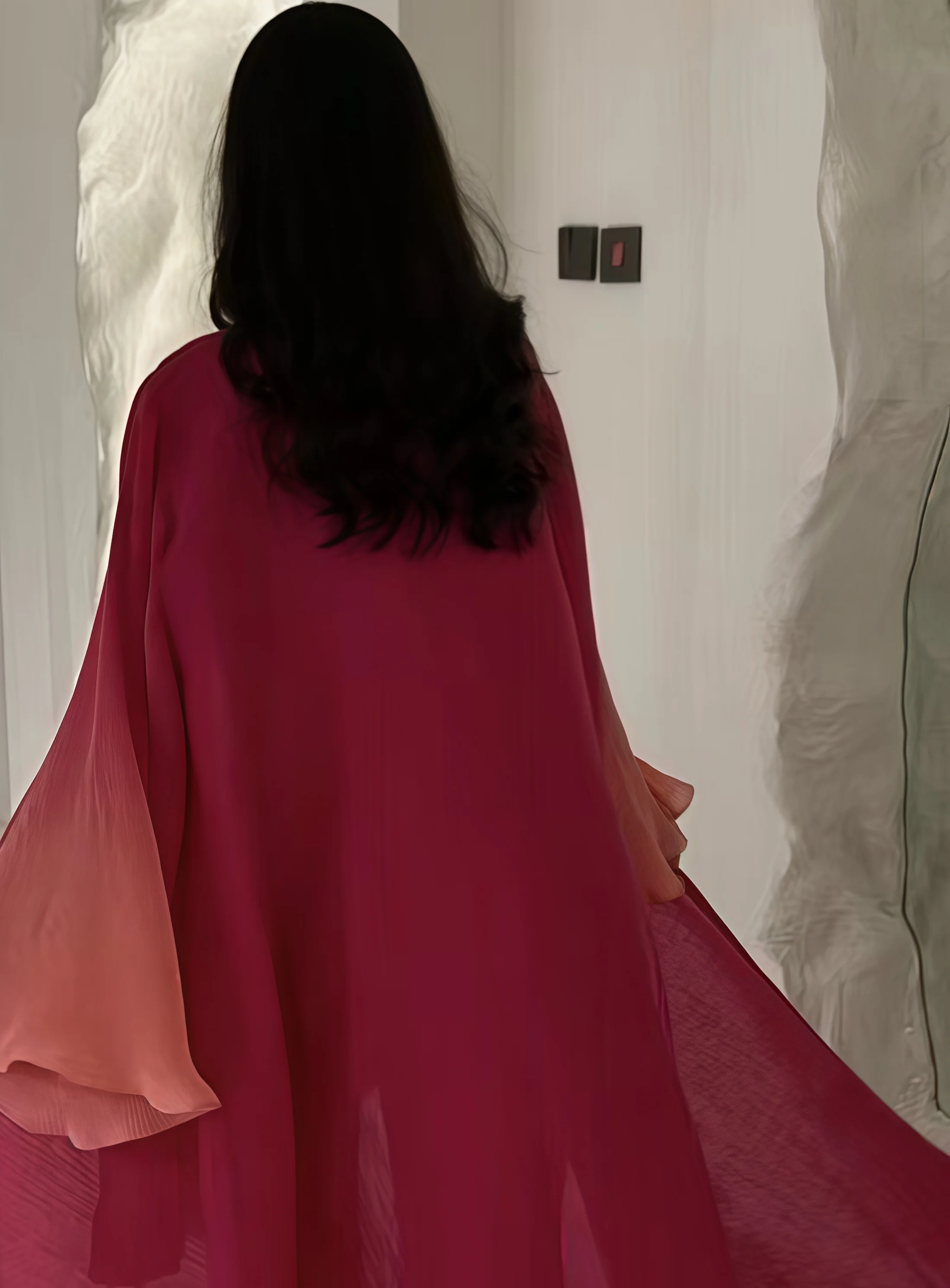 Faltbare Damen-Plissee-Abaya mit Schal – Olivgrüne Wellenmanschette, Bescheidenes Kleid-Set im Nahost-Stil, Neuheit 2025 – Modische Kleidung – Detail 14