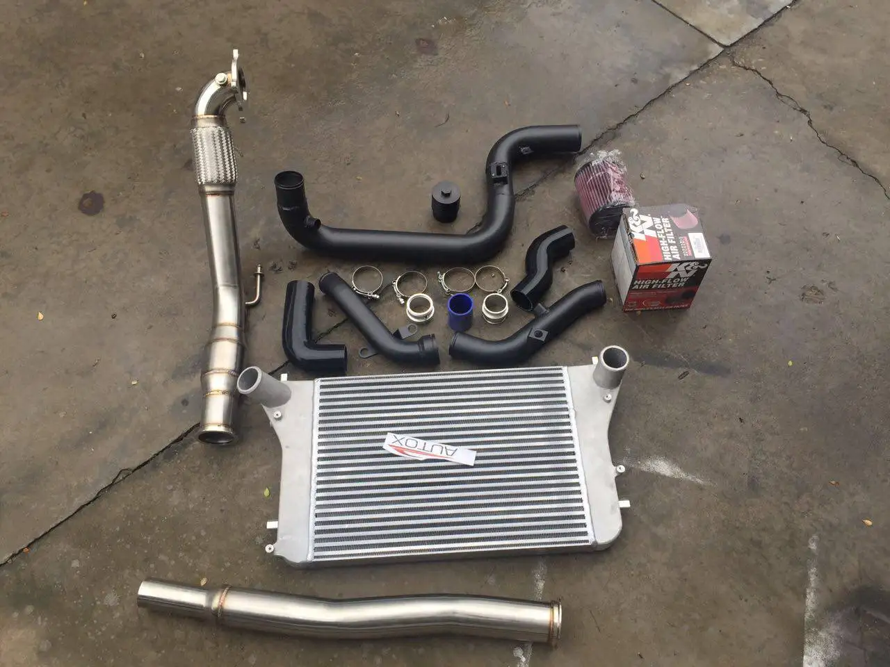 Modified for Volkswagen 6th Generation EA888 GTI R20 S3 Maiteng Intercooler Radiator Exhaust Head Section