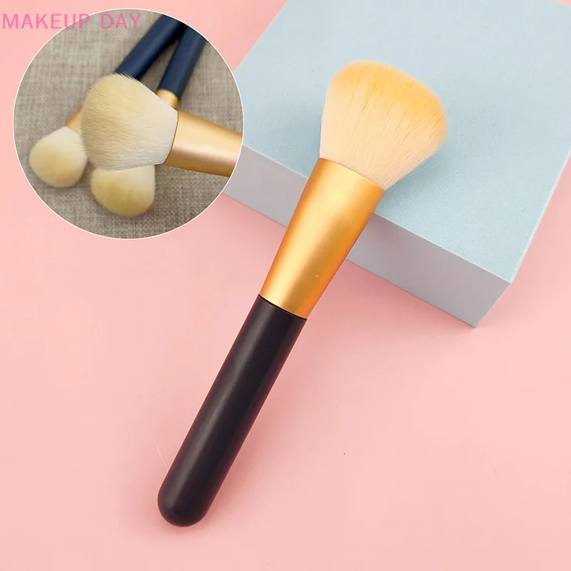 Wood Powder Brush Professional Makeup Brushes Multifunctional Foundation Blush Sculpting R Brush Make Up Tools Accessories ﻿