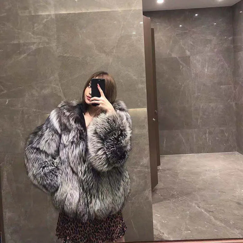 2026 Winter New Fashionable Europe America Style Elegant Fur Coat Women's Imitation Fox Fur Hooded Casual Loose Warm Outerwear