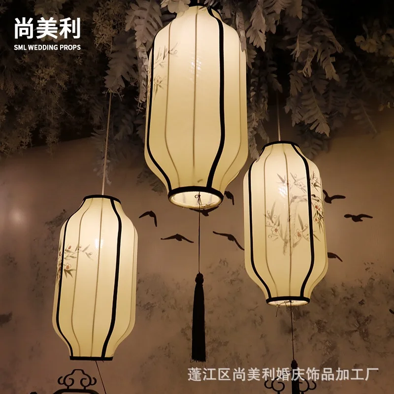Suitable for Chinese retro lantern props, road-based ancient style happy lanterns, wrought iron wedding hall, Mid-Autumn Festiva