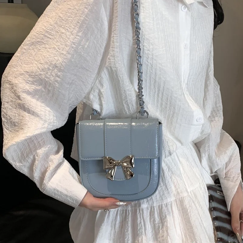 Lady PU Sweet Metal Bow Chain Shoulder Bags Women Underarm Bag Fashion Commuter Solid Color Tote Bag Classic Bolsos All-match
