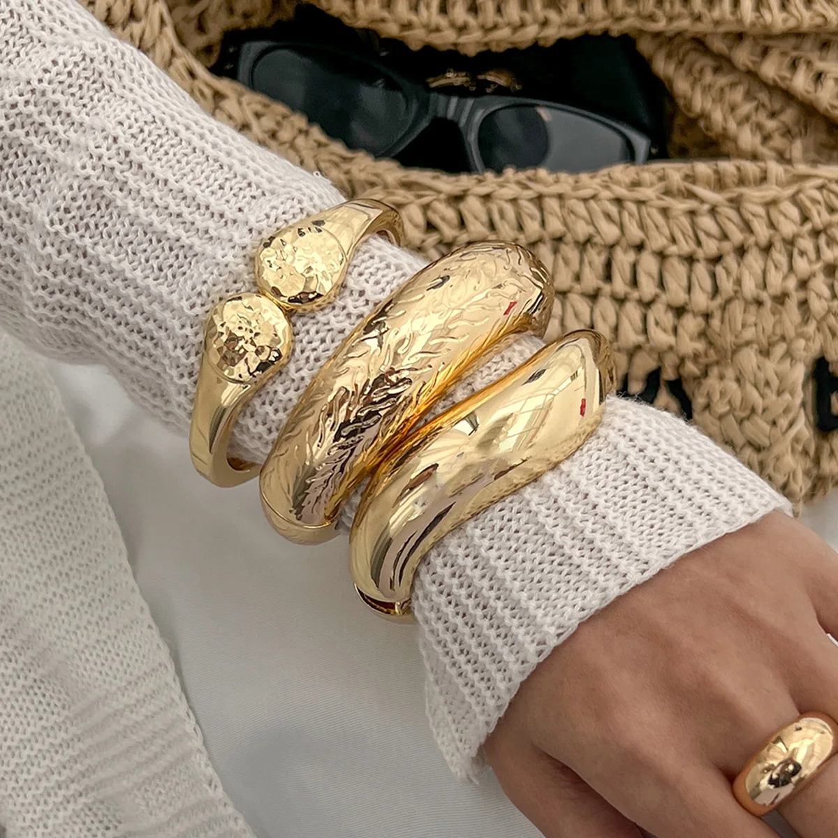 ins Wind Irregular Metal Smooth Bracelet Bracelet Design Water Corrugated Spring Bracelet
