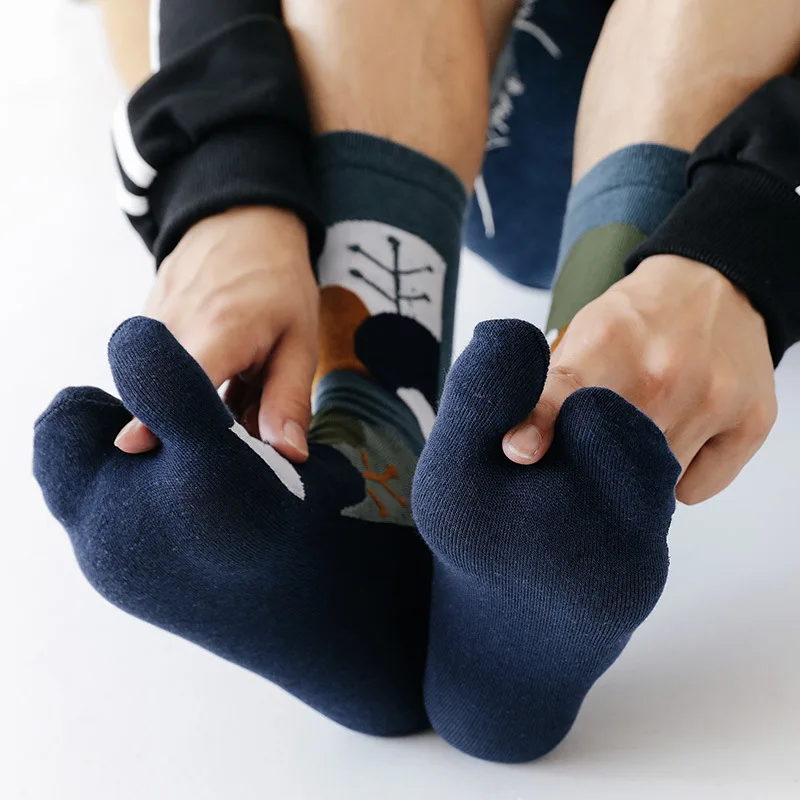 Nowe skarpetki Tabi z dwoma palcami, japoński styl, wzory z roślinami i drzewami, skarpetki Harajuku, bawełniane długie skarpetki z dwoma palcami, moda męska.
