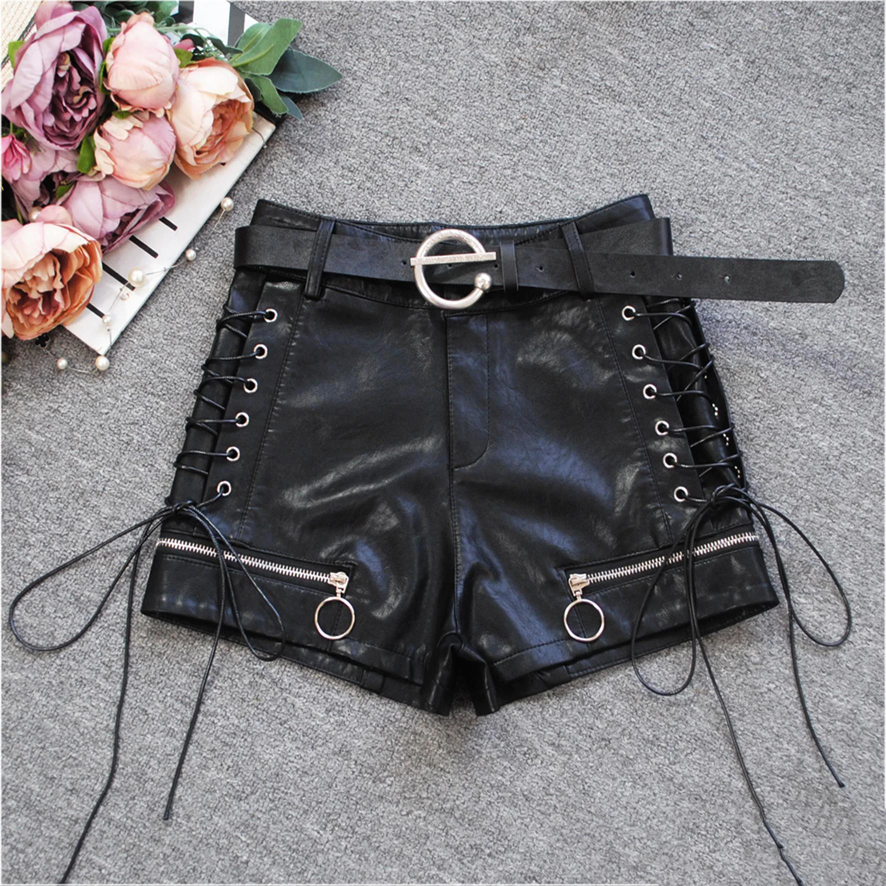 Women's High Waisted Motorcycle Style Hollowed Out PU Leather Shorts Fashionable Zipper Straps Shorts Spring Autumn 2025 New