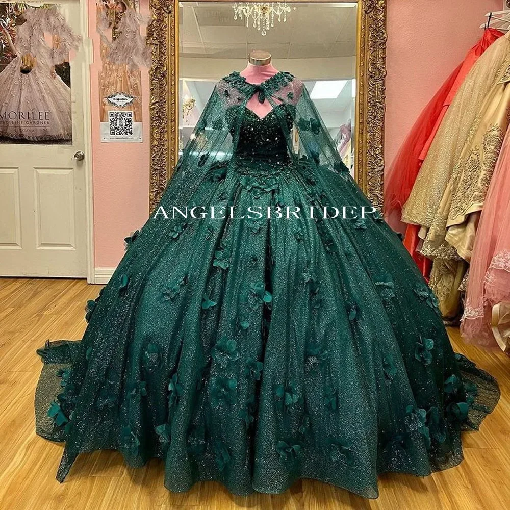 Smaragdgroene Kralen Kristallen Boljurk Quinceanera Jurk Met Cape 3d Bloemen Corset Vestido De 15 Anos