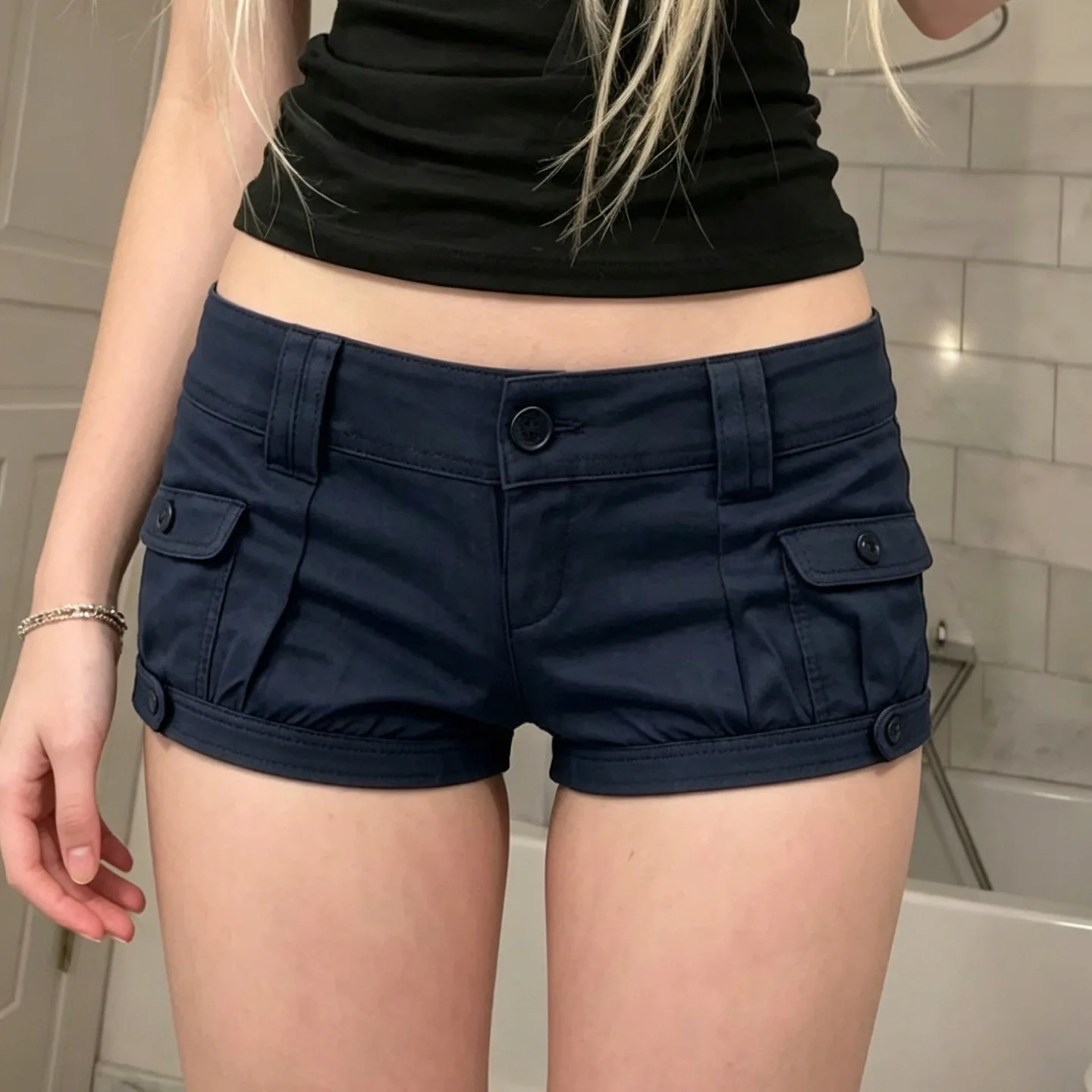 

Personalized Fashion Street Style Low Waist Cargo Bud Shorts with Pocket Design Spice Girl Jeans Booty Shorts