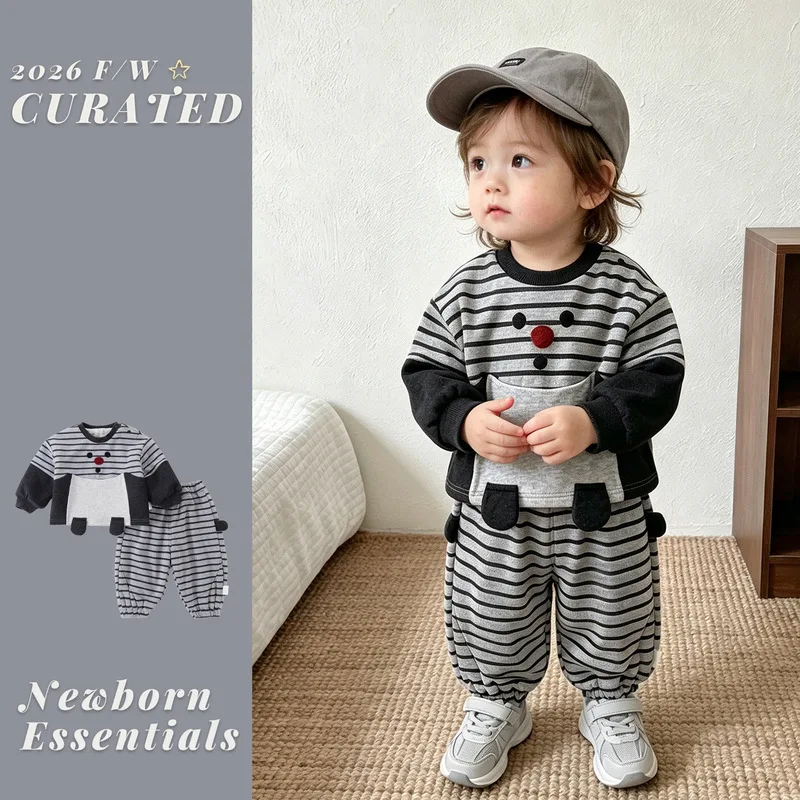 2026New autumn and winter collection: boys' outfit, featuring a cartoon-themed, thickened sweatshirt and striped long pants, a t
