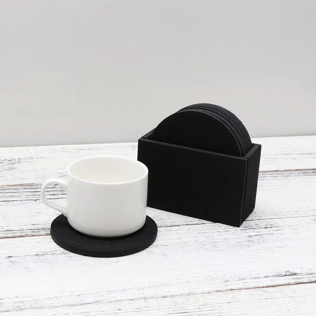 8Pcs Felt Coasters Thick Non-Slip Heat Insulation Water Absorbing Cup Pads for Home Cafe Restaurant Table Protection Decoration