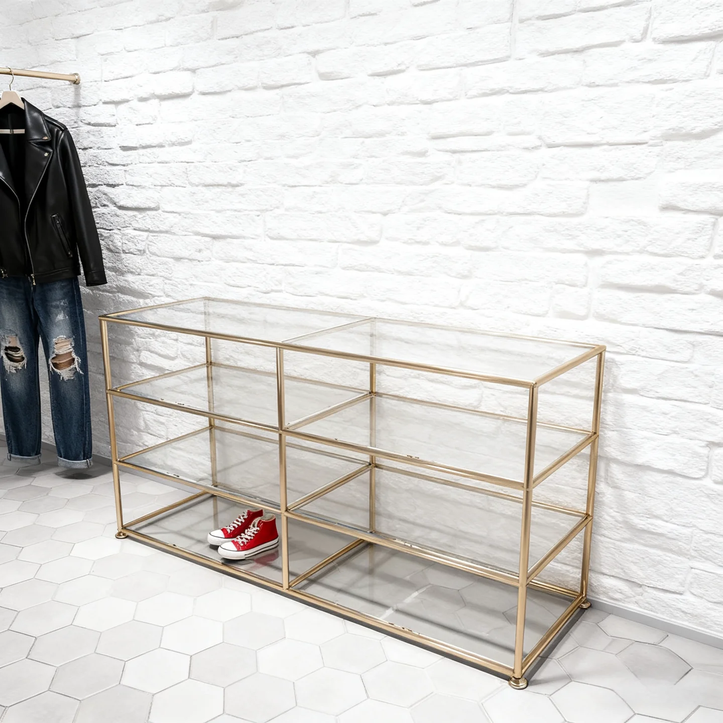 Clothing store display table in the middle Women's clothing store Stainless steel titanium shoe bag water display stand
