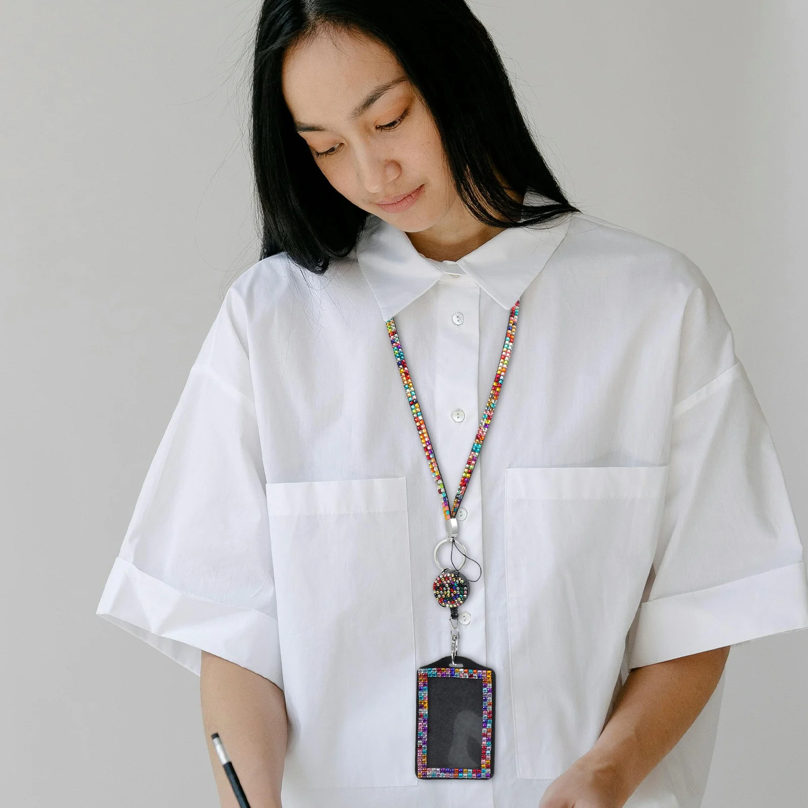 

Retractable Rhinestone Lanyard Badge Holder Id Card Holder for Students Teachers Nurses Crystal Water Bling Neck Wear Strap