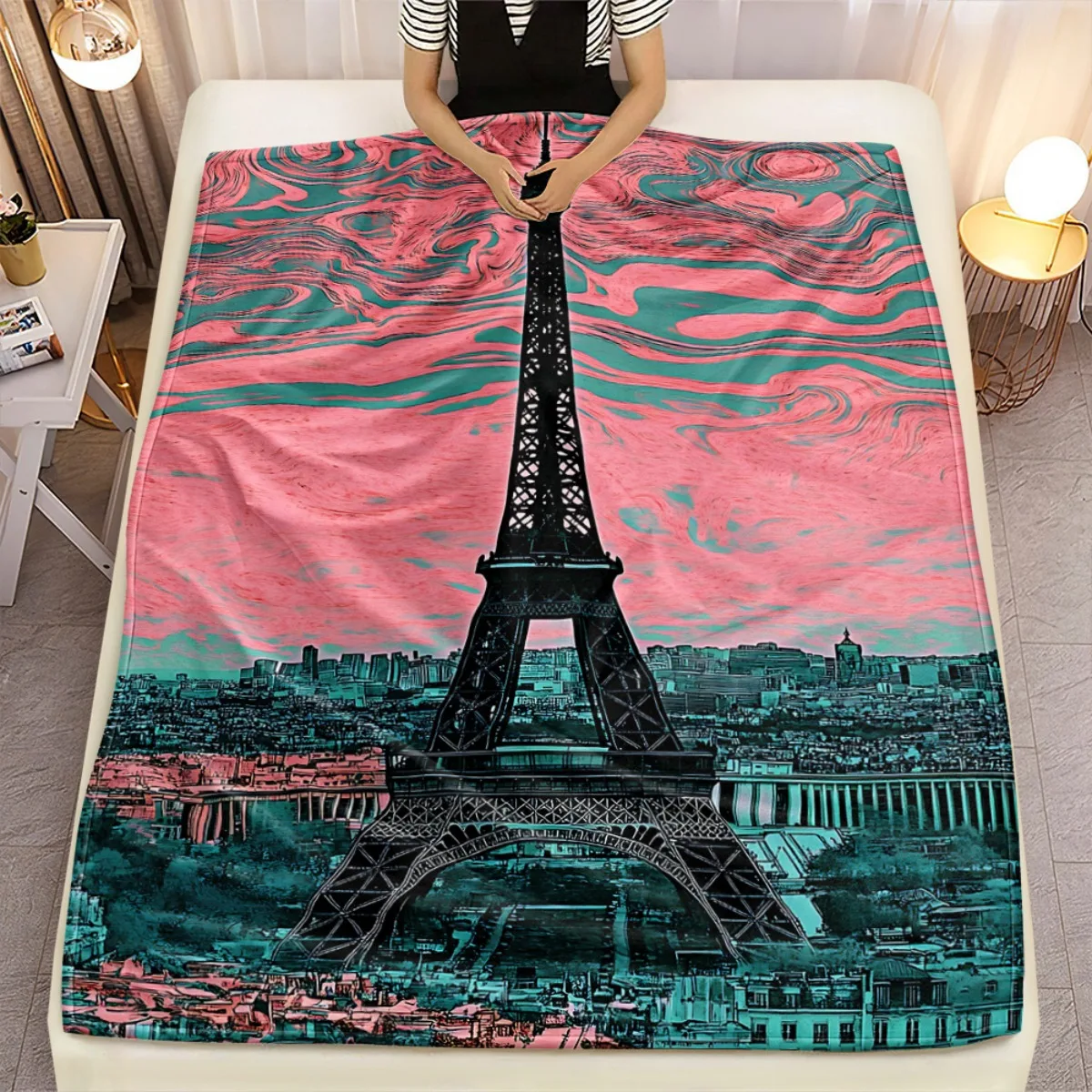 Eiffel Tower Art Print Flannel Blanket Paris Cityscape Design Soft Warm Throw Home Decor