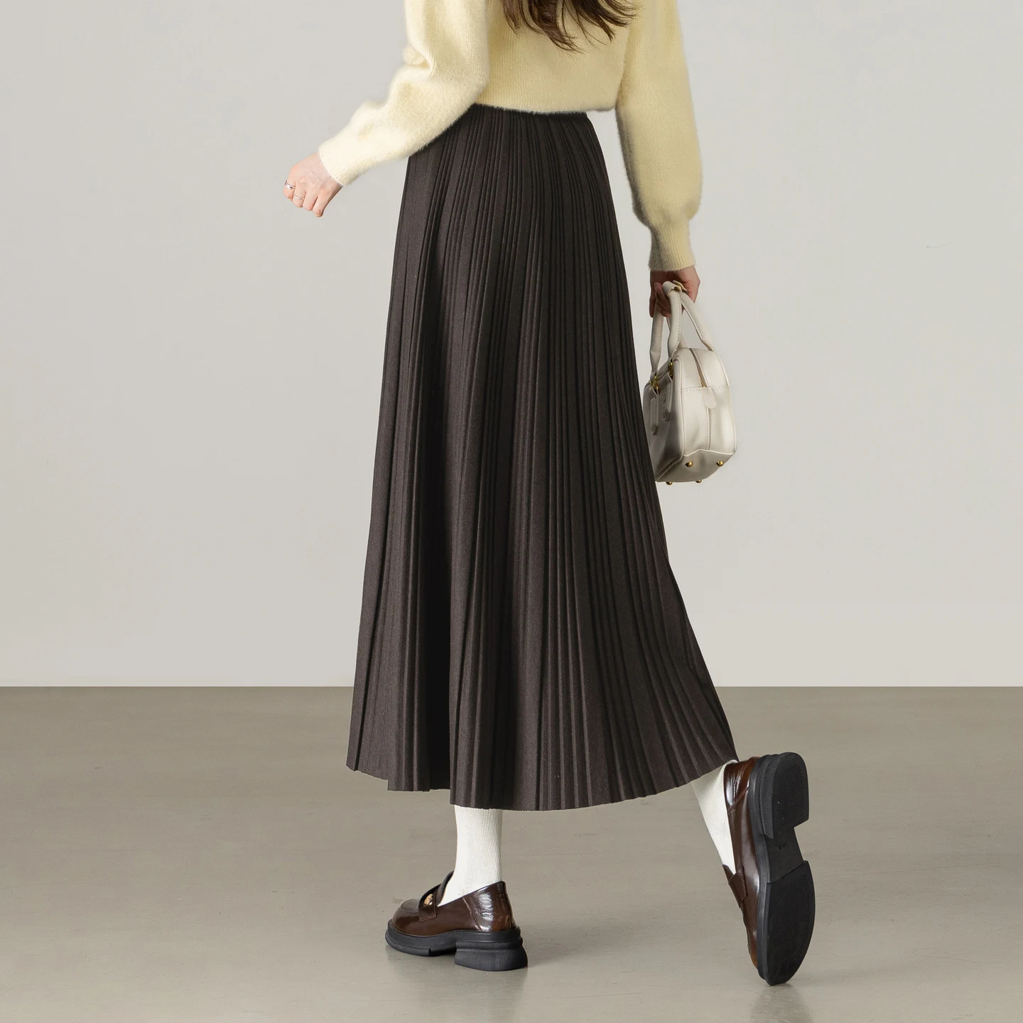 SENTUBILA Women's Pleated Skirt 2026 High Waist Elastic Winter Thick Commute Elegant Drape Ladies A Line Long Skirt W64QB9340