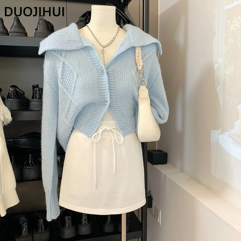 

DUOJIHUI Blue Autumn Sweet Chic Button Female Cardigan New Simple Solid Color Fashion Knitted Long Sleeve Sweater Women Cardigan