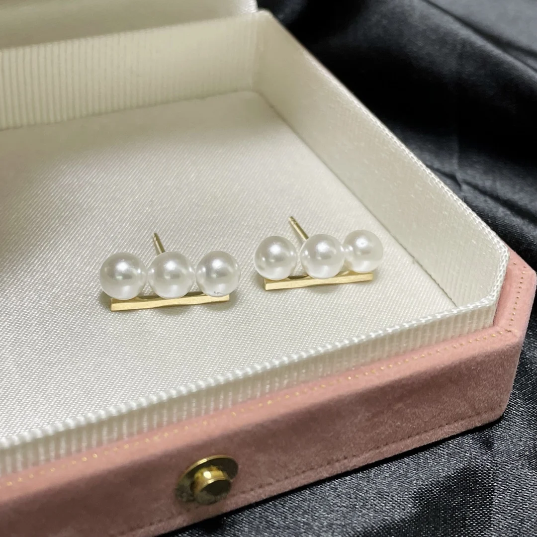 Semi-finished ear stud earring accessories High Quality Elegant  Fresh Water Pearl 18K Gold Earring Fine   mounting