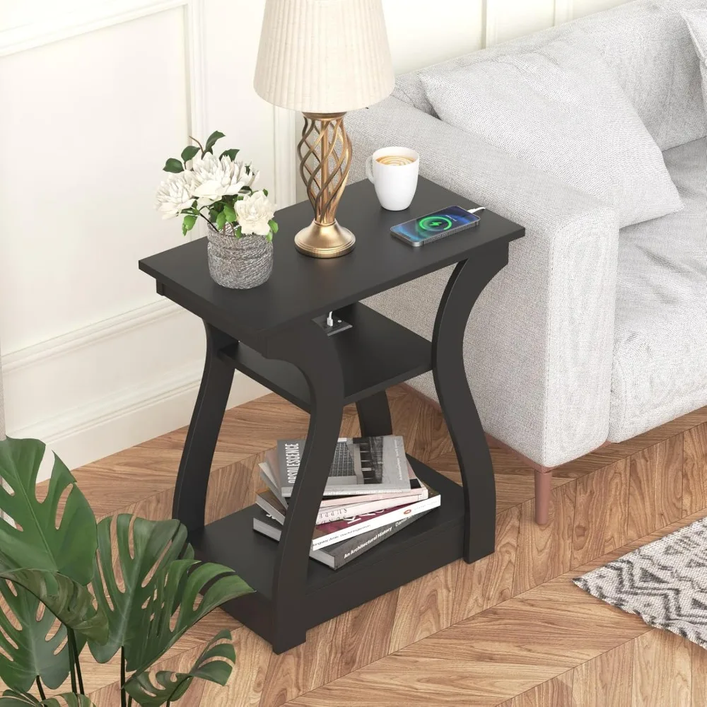 Table d'appoint de chargement à 3 niveaux avec ports et prises USB, table de chevet pour salon et chambre en noir