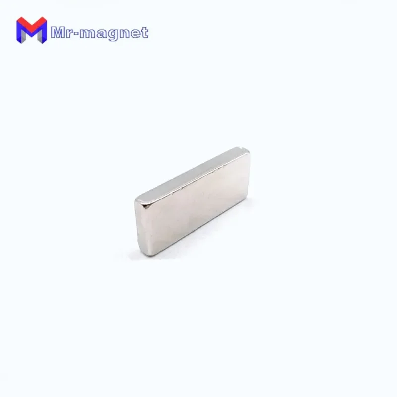 Ímãs fortes de neodímio de terras raras, 50 peças 30x10x4mm, ímãs resistentes, força de tração poderosa para geladeira, garagem, cozinha, diy