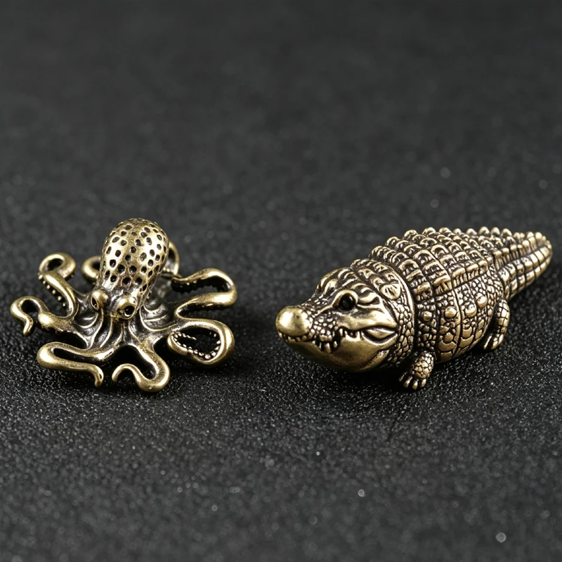 1pcs Brass Octopus Home Decoration Antique Copper Animal Figurines Miniatures Desk Ornament Accessories Creative Table Craft