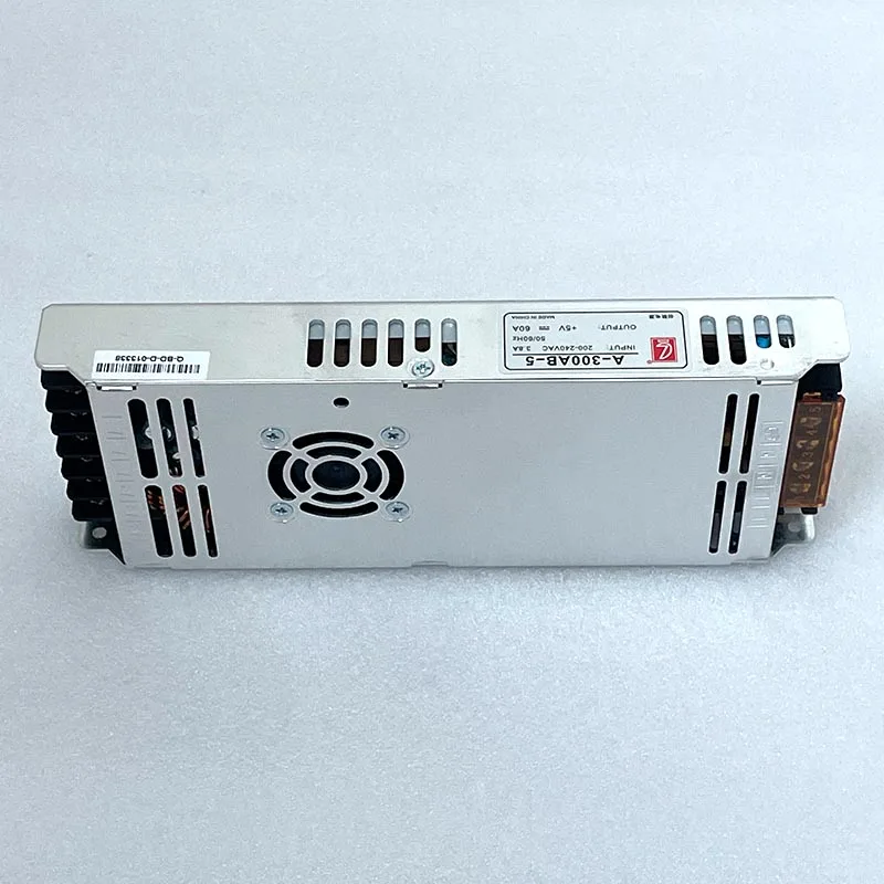 Full Color LED Panel Video Wall 5V60A Power Indoor Outdoor LED Display Screen Digital Sign 300W 200/240VAC Input Power Supply