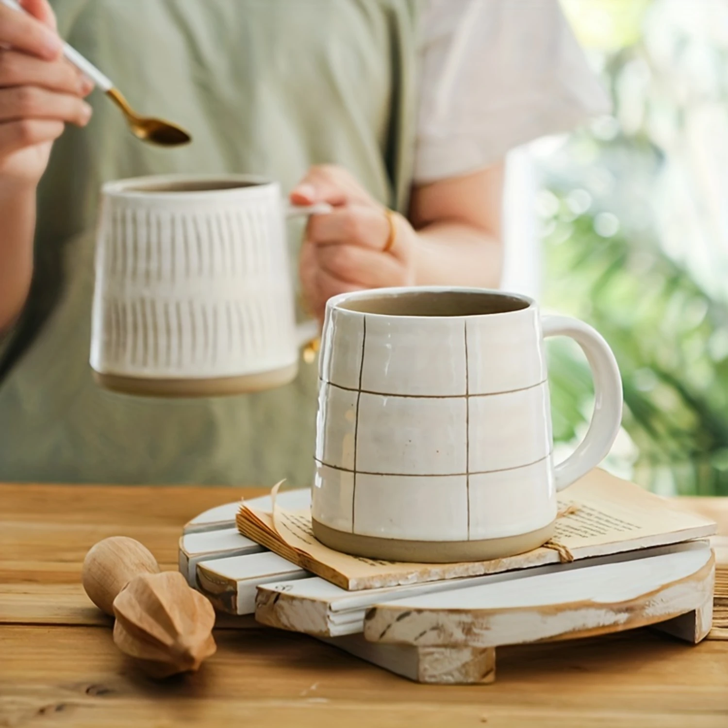 1pc Vintage Striped Ceramic Mug - Perfect for Coffee, Water, and Summer/Winter Drinks - Ideal Birthday, Teacher, and Party Favor