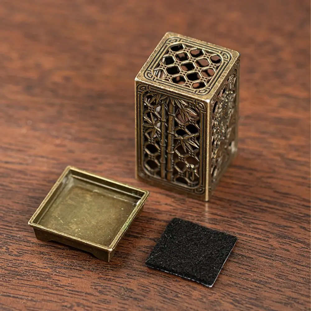 Alloy Incense Burner Animal Foot Plate Mini Sandalwood Incense Burner Hollow Out Carved Wishing Lamp Incense Burner