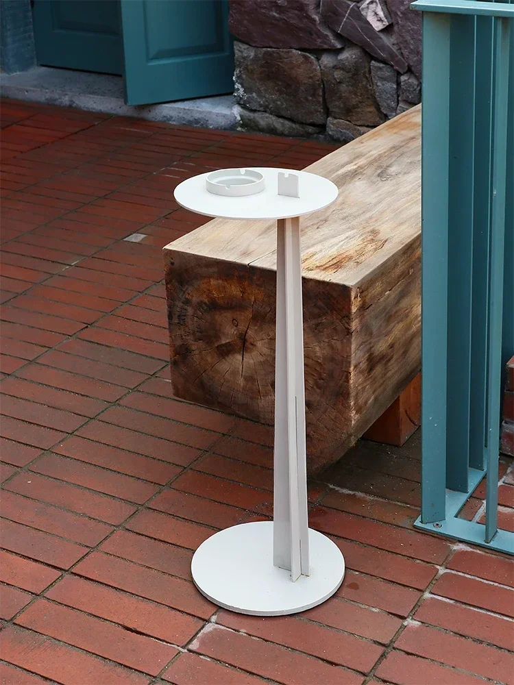 

Ambient Light Vertical Floor Ashtray - Creative Personality Decoration for Outdoor & Home