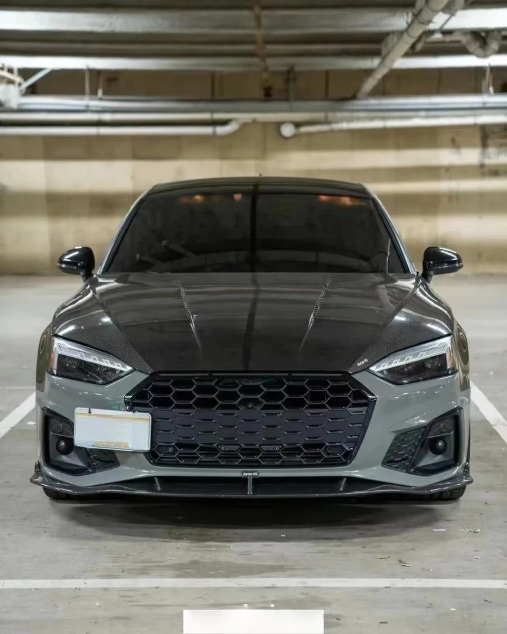 غطاء محرك السيارة عالي الجودة من ألياف الكربون الجافة A5 S5 لأغطية السيارات أودي A5 S5 مع فتحة تهوية