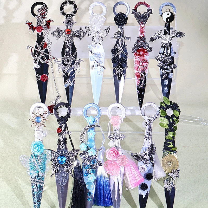 Best Dark Gothic style kunai utility knife finished product birthday Hanfu pendant decoration desktop ornament