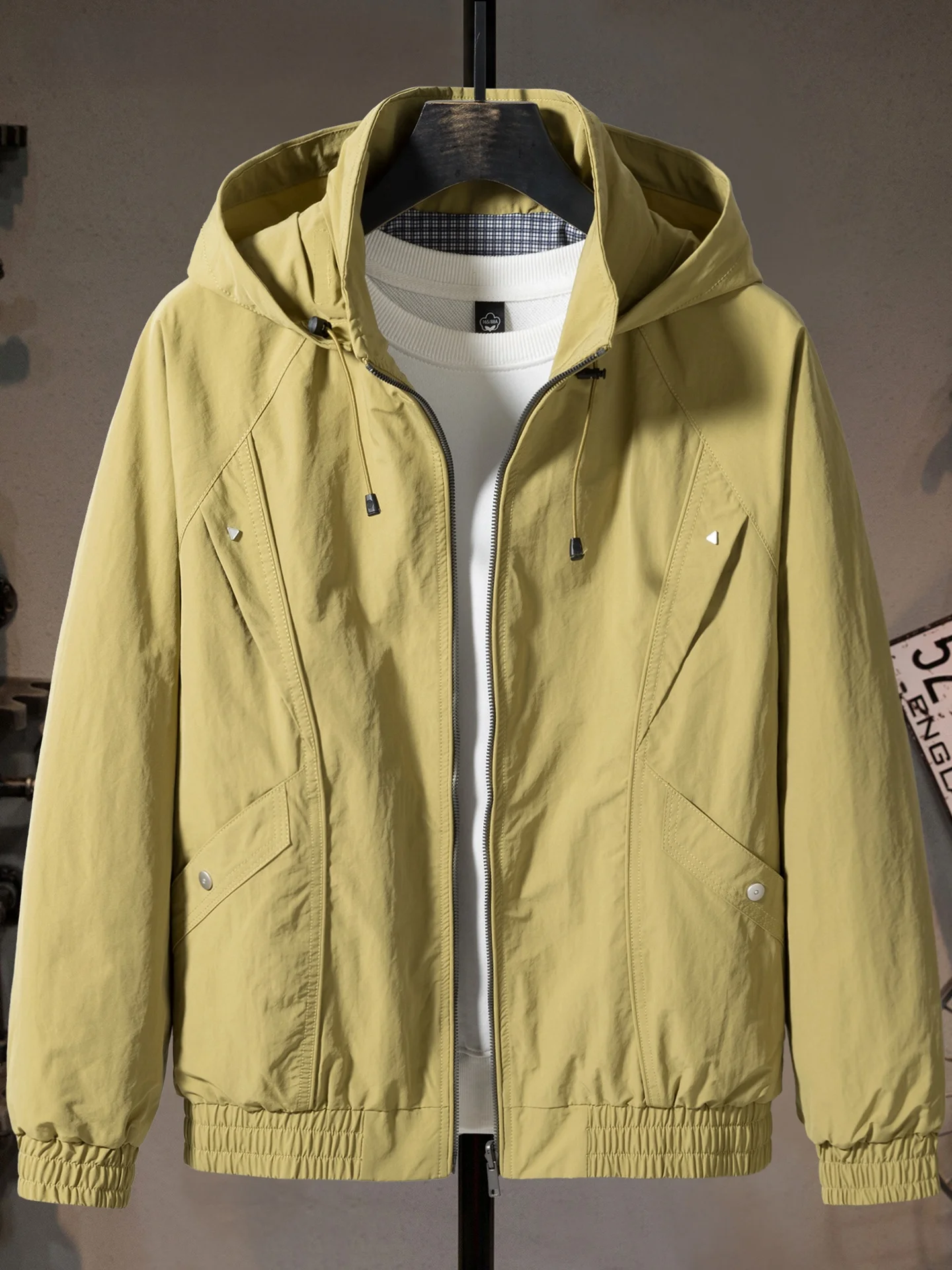 

Double-Sided Wear Casual Hooded Jaet Men's Outdoor Workwear Windproof Faionable Polyester Fiber Long Sve Zipper Closure