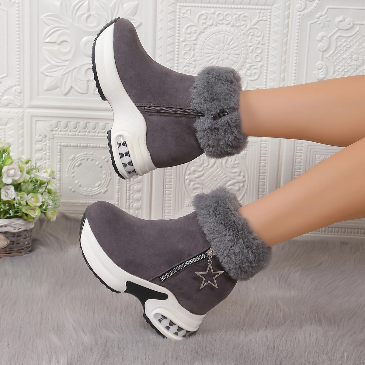 Women Boots Winter 2024 New Casual High Heels Warm Boots Thickened Fluff Wedge Shoes Fashion Outdoor Platform Snow Boots Women