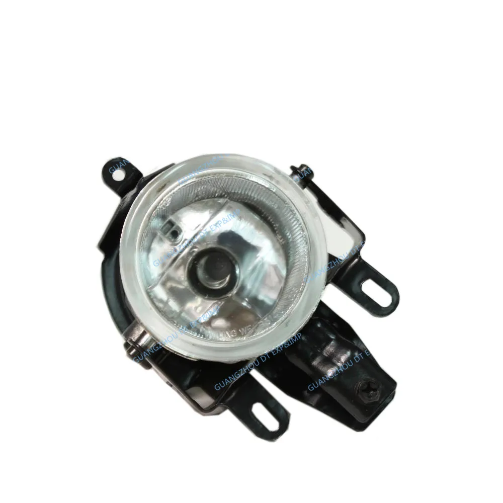 

1 Pcs Fog Light for Pajero V73 MN133758 2003-2006 Fog Lamp with Bulb for Montero V75 V77 Front Lamp for Shogun V60 L R