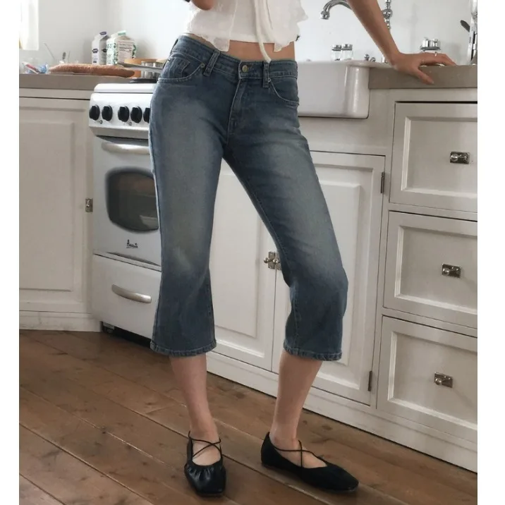 

Slim Fit High Waist Seven Inch Flared Jeans Casual Style Denim Cotton Non-Stretch Comfortable Blue Jeans for Women