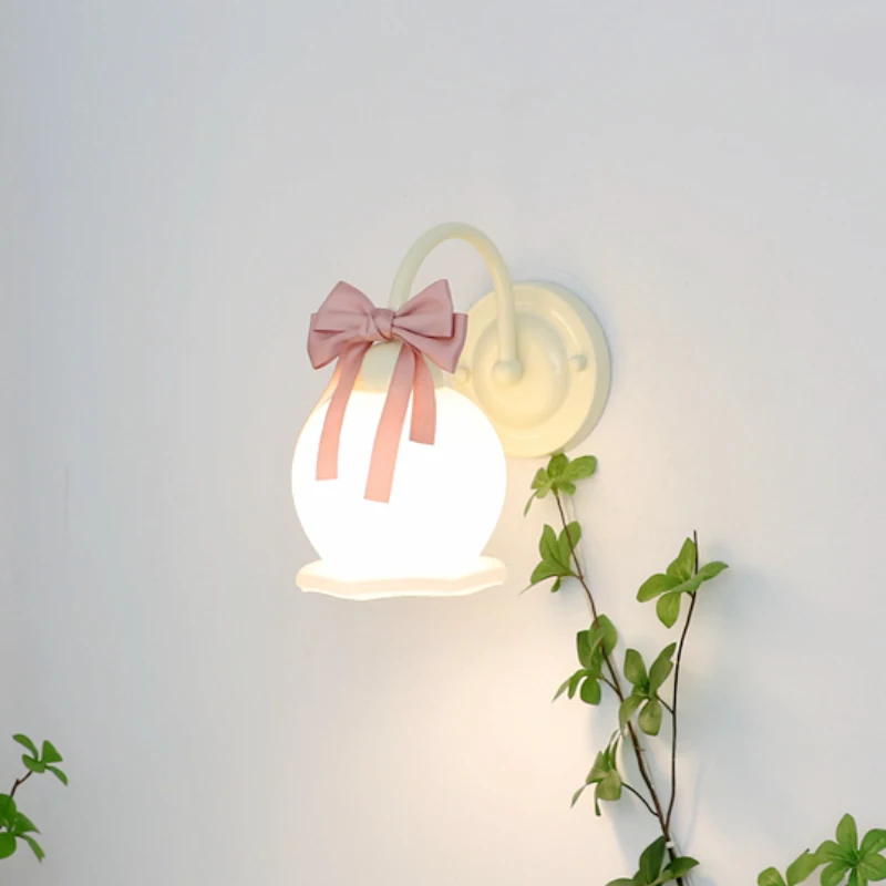 Warm Princess Room Little Girl Bedroom Wall Lamps Color Bow Decor Glass Lamp Modern Romantic Children\'s Room Bedside Wall Lights