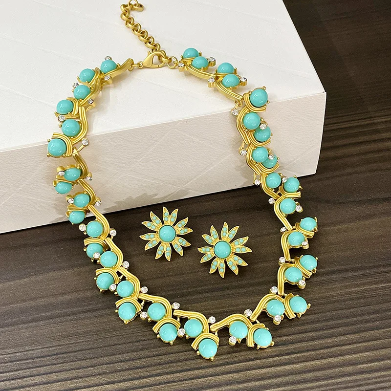 Vintage blue flower earrings retro effect heavy necklace