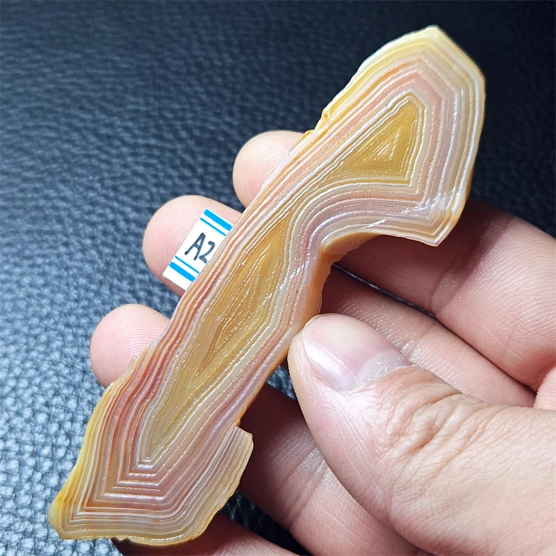 Natural Alxa tubular agate witchcraft sardonyx Energy Crystal Healing teaching specimen home decoration