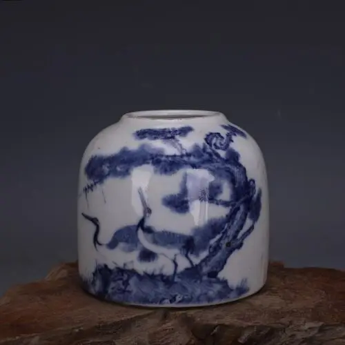 Chinese Jingdezhen Blue and White Porcelain Pot Pine Crane Design Jar