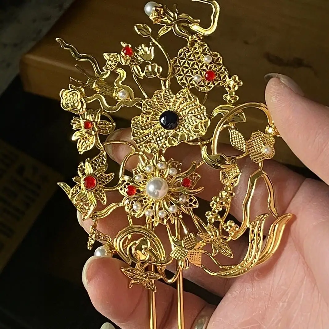 Chinese Traditional Auspicious Gold Plated Handmade Filigree Lotus Hair Stick Inlaid Faux Pearl Gem Good Luck Promotion Blessing