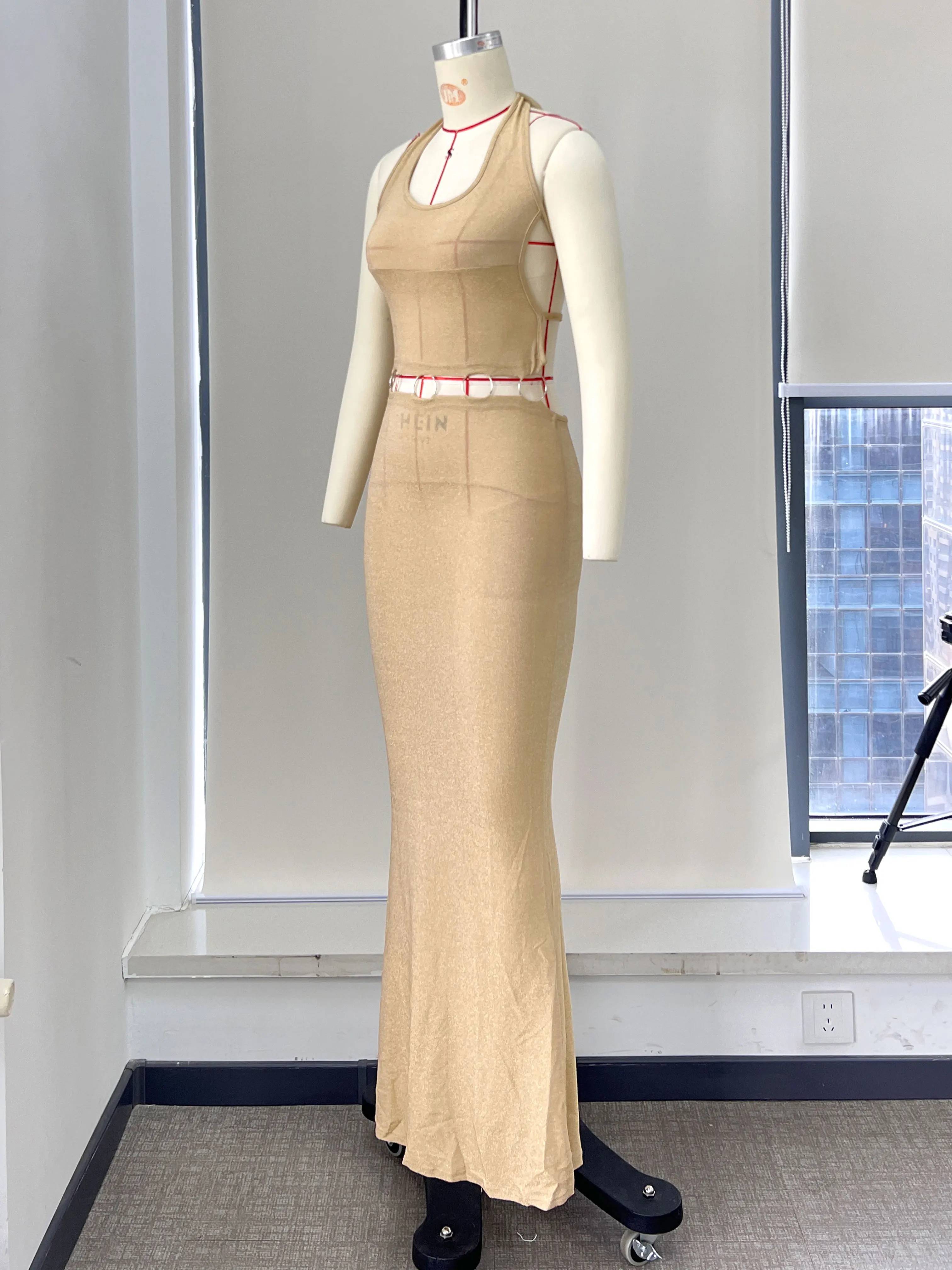 2025 Nuevo traje de baño de una pieza para mujer de moda: diseño beige elegante, perfecto para ropa de playa de verano, fiestas en la piscina, ocasiones especiales