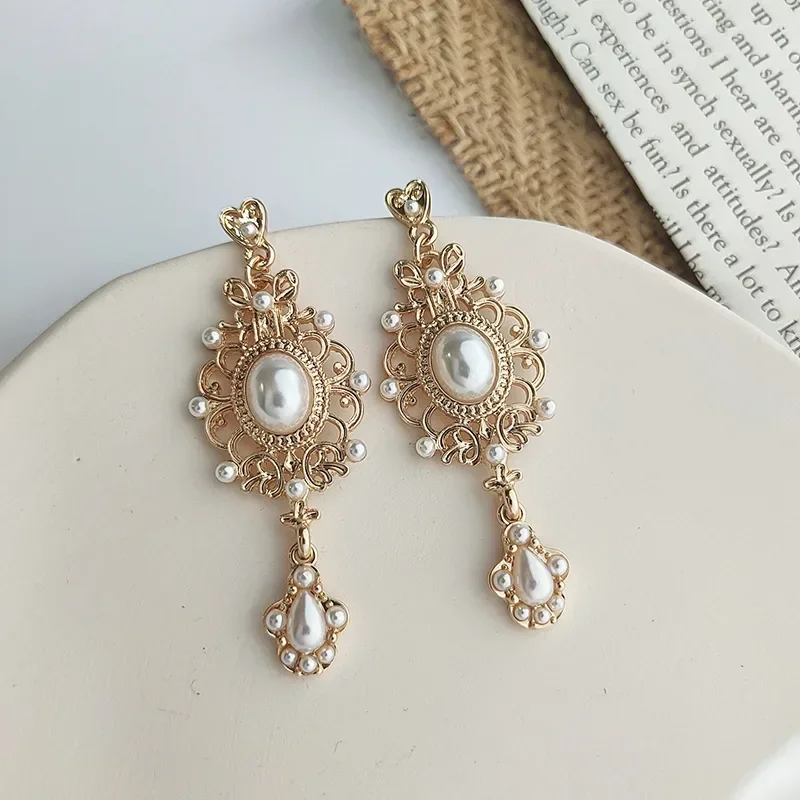 Vintage Palace Golden Pearl Hanging Earrings For Women Wedding Baroque Bohemia Fine Drop Earrings Female Elegant Jewelry Gift