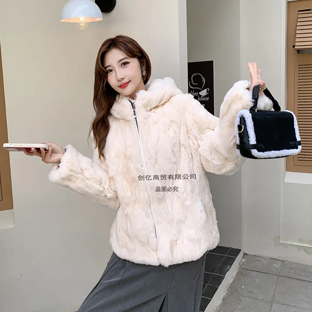 New Real Rex Rabbit Fur Coat Fur Hooded Fashion Joker Comfortable Soft Winter Warm Temperament Loose Coat Female Tide.