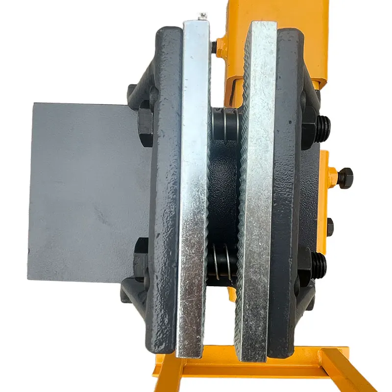 L Portable car body collision repair equipment, simple chassis straightening machine