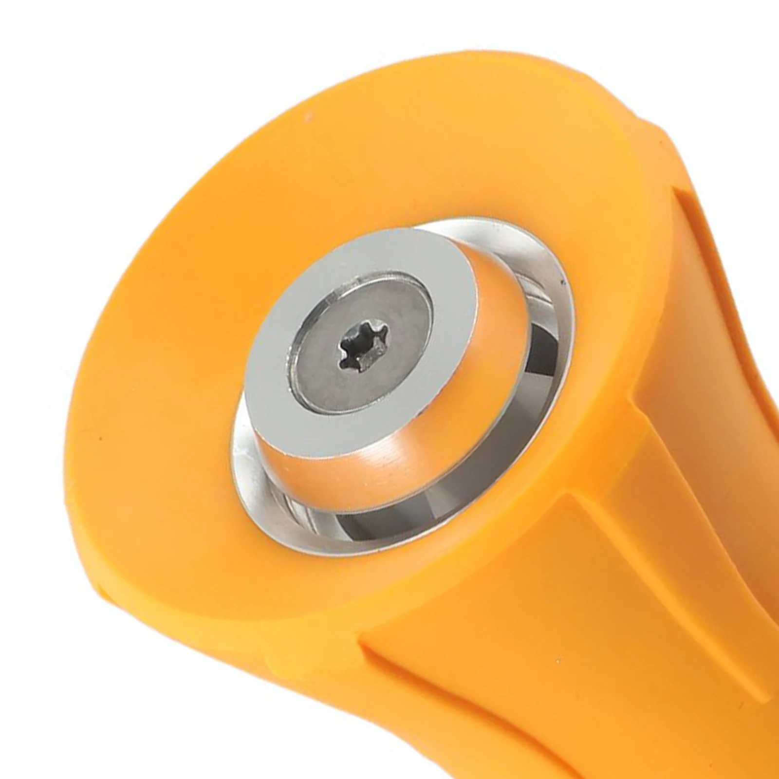 

Comfortable Rubber Grip on This 34In Garden Hose Spray Nozzle Makes Yard Work Easy; Connects to All Standard Sized Hoses