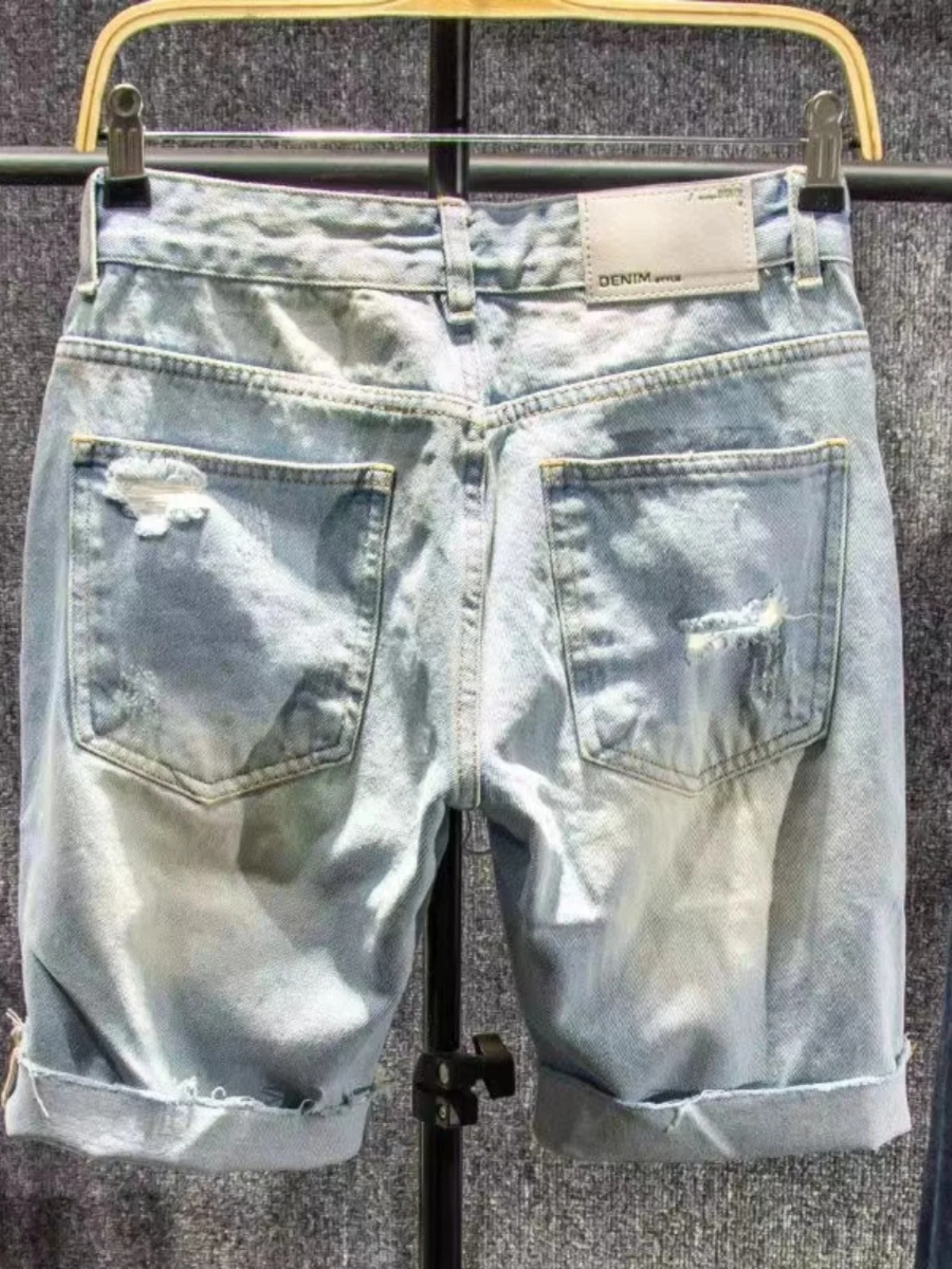 Waed Light Color Me…