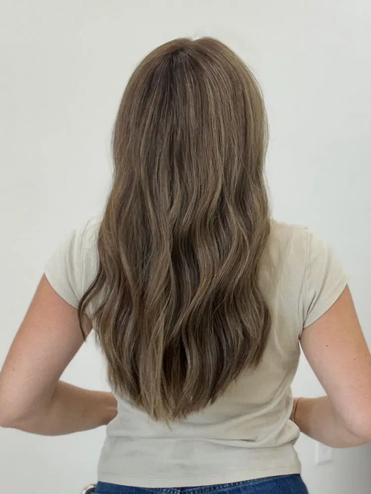 باروكات صناعية فاخرة عالية الكثافة من الدانتيل للنساء تسليط الضوء على الكراميل البني الطبيعي موجة عميقة ألياف مقاومة للحرارة تستخدم يوميًا