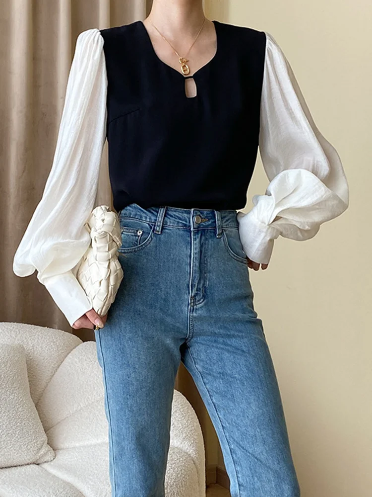 

Women Black Color-block White Elegant Blouse New Round Neck Long Sleeve Loose Fit Shirt Fashion Spring Autumn O132