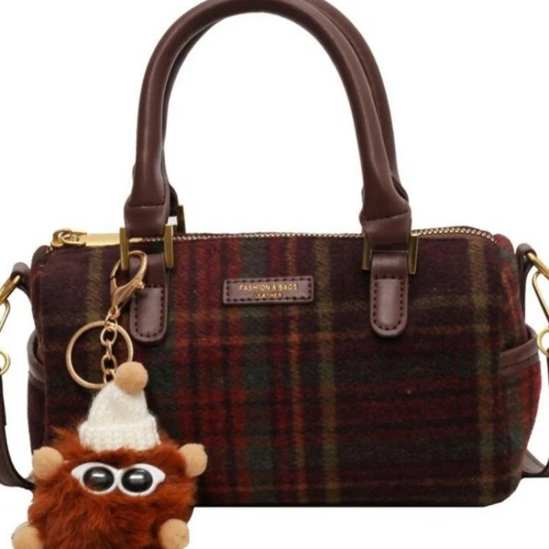 

Элегантные женские сумки-тоут от известного дизайнера, высококачественная кожа и вместительный дизайн, идеально подходят для путешествий или