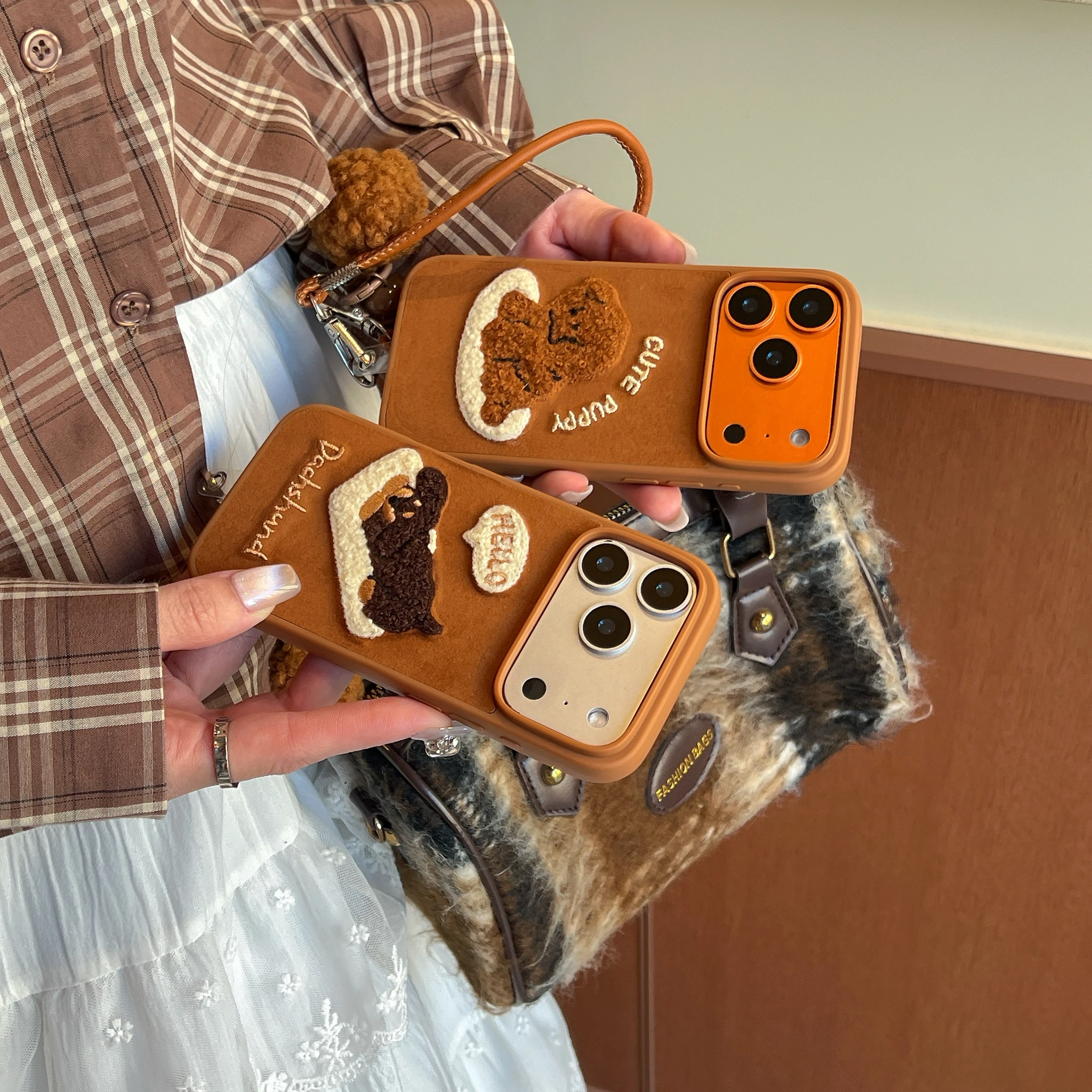 

Cute Embroidery puppy 3D Case for iPhone 15 14 16 13 17 Pro Max 17 Cartoon Embroidery puppy Sausage Pendant With Lanyard Cover